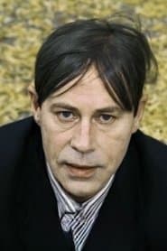 Hugues Quester في دور Padovan