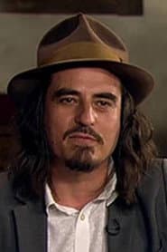 Vasile Calofir as Andrei Haşiu