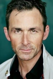 James Patrick Stuart dans le rôle de Whirlen Merlin (voice)