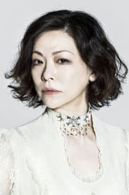 秋山菜津子 dans le rôle de Madam Kawakami
