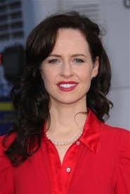 Anna Galvin dans le rôle de Draka