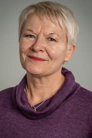 Carol Moore في دور Deirdre