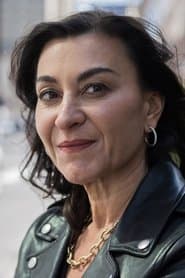 Lynsey Addario في دور Self - Photojournalist