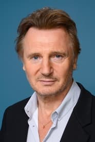 Liam Neeson dans le rôle de Michael Collins