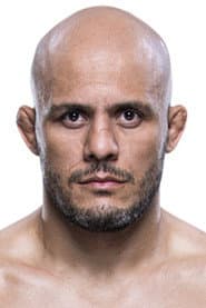 Siyar Bahadurzada dans le rôle de Self