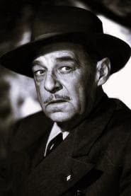 Al Bridge في دور Mrs. Walton's Chauffeur (uncredited)