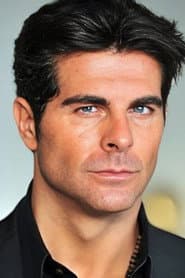 Giován Ramos dans le rôle de El Cora