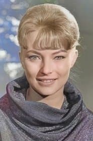 Karin Baal في دور Mutter Sass