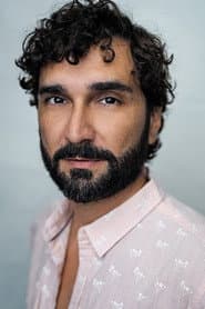 Andrés López-Alicea dans le rôle de Joseph