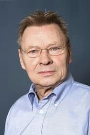Günter Junghans في دور Bauer Mietzel