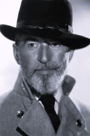 Paul McAllister dans le rôle de Sheik Yusif ben Hamad
