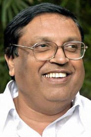Mukhyamantri Chandru as Baaji Bettayya