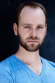Sebastian Stielke dans le rôle de Passant Steurink