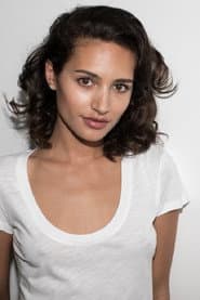Michaela Saba في دور Nini