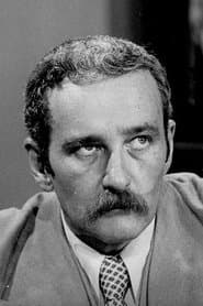 Carlos Kroeber dans le rôle de Leão