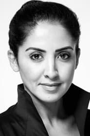 Houda Echouafni as Suad