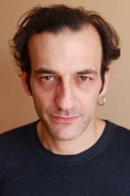 Martin Dubreuil في دور Albert