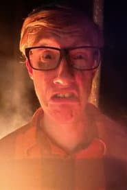 Aaron Dayton في دور Steve