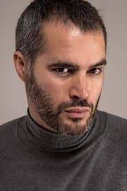 Richard Sahagún as Gunslinger
