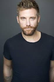 Donal Brophy dans le rôle de Ray