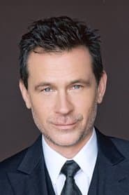 Connor Trinneer في دور Self