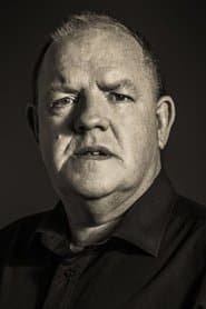 John Henshaw في دور Des