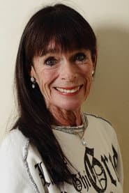 Geraldine Chaplin dans le rôle de Miss Scatcherd