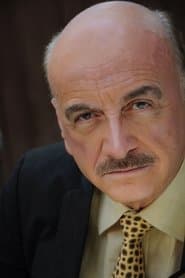 Ruben Rabasa في دور Grainary Vendor