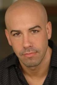 Joe Guarneri في دور Sergeant Parella