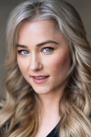 Natalie Victoria dans le rôle de Ellie Masterson