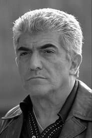 Frank Vincent في دور Robert DiBernardo