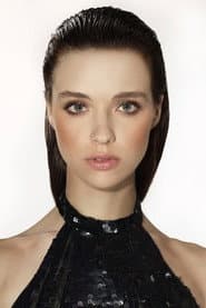 Misha Czumaczenko dans le rôle de Girl