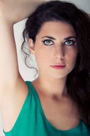 Silvia Quondamstefano في دور Giulia Covelli