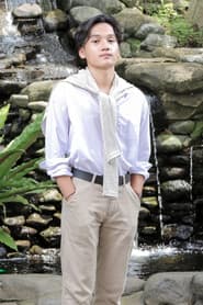 Shaddam Muhammad as Alka (Seller)