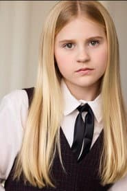 Lexi Janicek dans le rôle de Young Alice