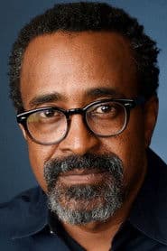 Tim Meadows في دور Cornelius Banks