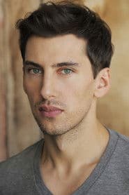 Aaron Schroeder dans le rôle de Assistant Director