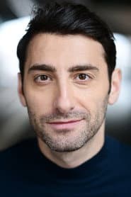 Sinan Akdeniz dans le rôle de Erols Gang Mitglied#1