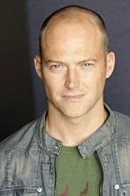 Sean Patrick Murphy في دور Captain Fun