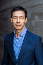 Steven O'Ty في دور Tony