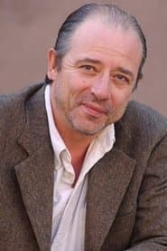 Mattia Sbragia في دور Judge Quinzi