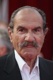Gérard Hernandez dans le rôle de Leonelli