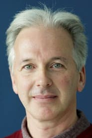 Christopher Saunders في دور King