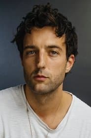 Zachary Mooren as Fin