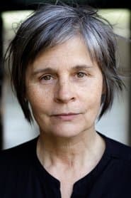 Suzanna Hamilton في دور Karen Creasy