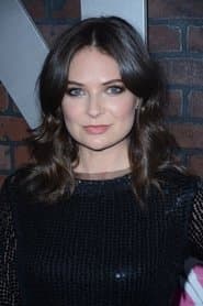 Mackenzie Meehan dans le rôle de Nurse Fuller