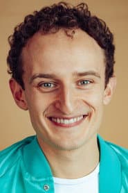 Julian Janssen as Moritz