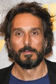 Vincent Elbaz في دور Adrien