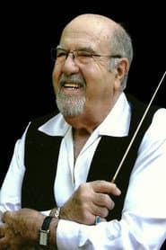 Joe Guercio dans le rôle de Self - Conductor