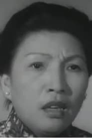 Ching Lai في دور Wife / Mother at Hospital